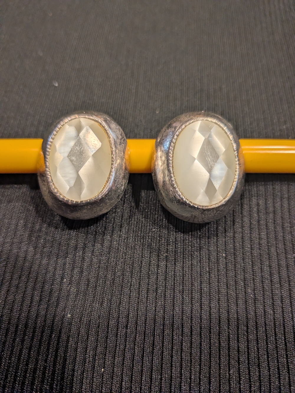 B#5: Rose Cut Moonstone Clip -On-Earrings Silver